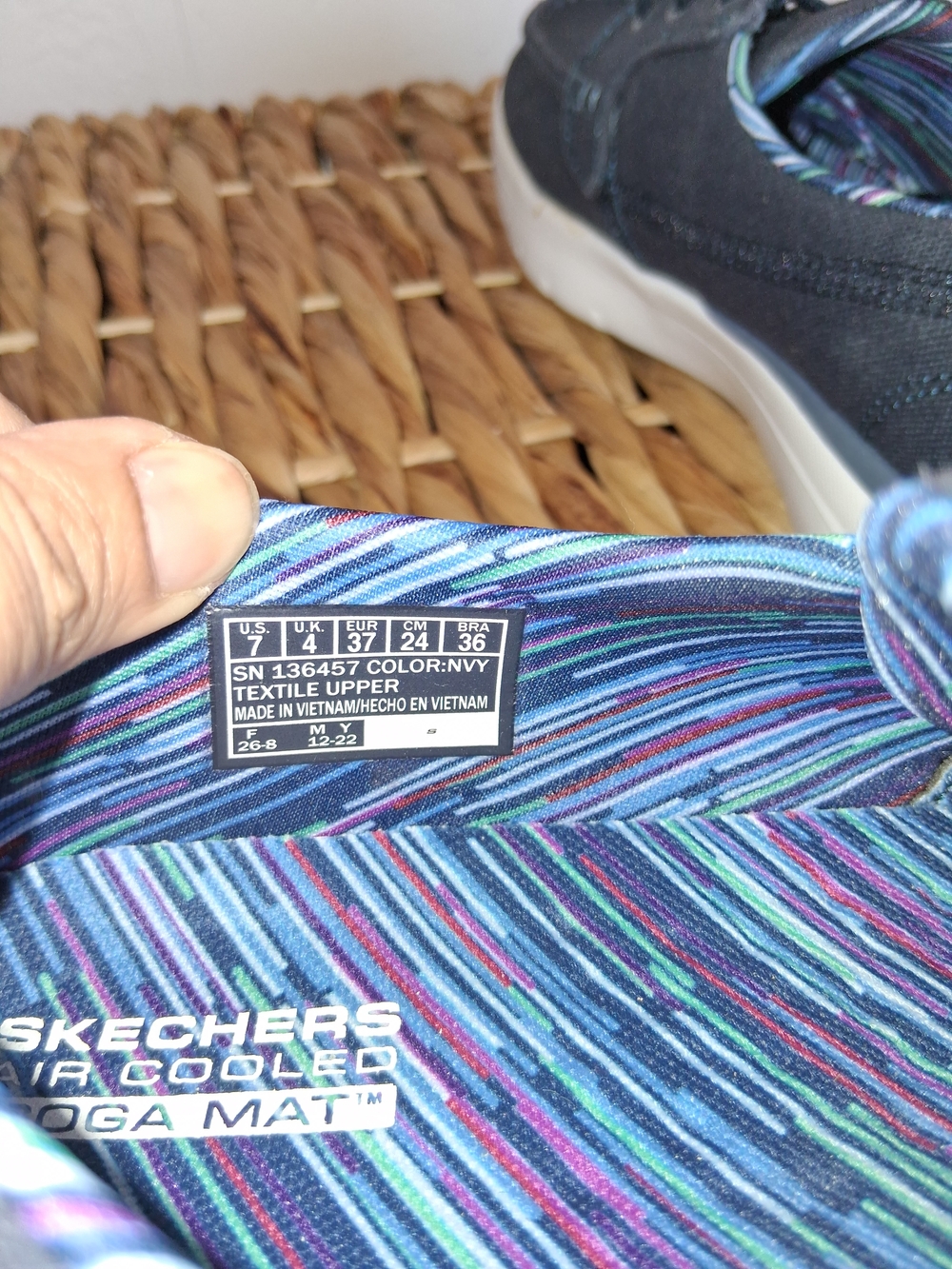 Skechers Women's Sz 7 Navy Canvas Lace-Up Boat Shoes with White Sole - Picture 7 of 7